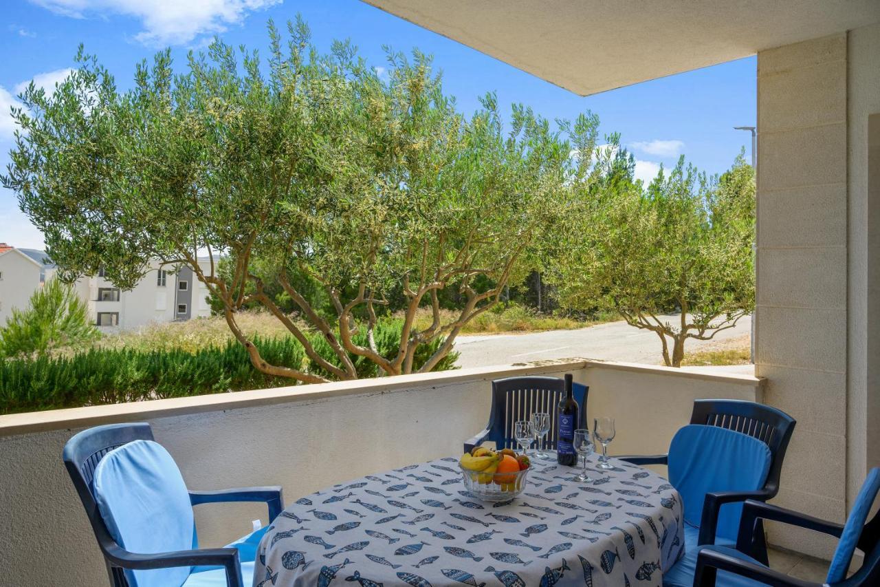 Apartment Golden Cape Bol